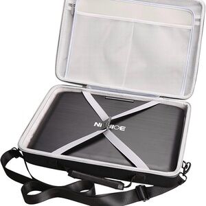 Black 17.5” laptop / DVD player / Media Player Case